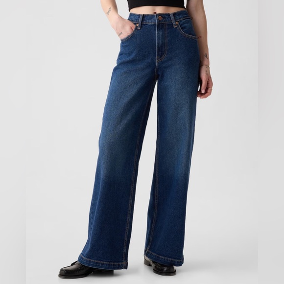Gap High Rise Stride Jeans - Picture 2 of 6